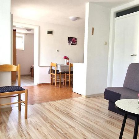 Apartment Jagoda Крк Экстерьер фото